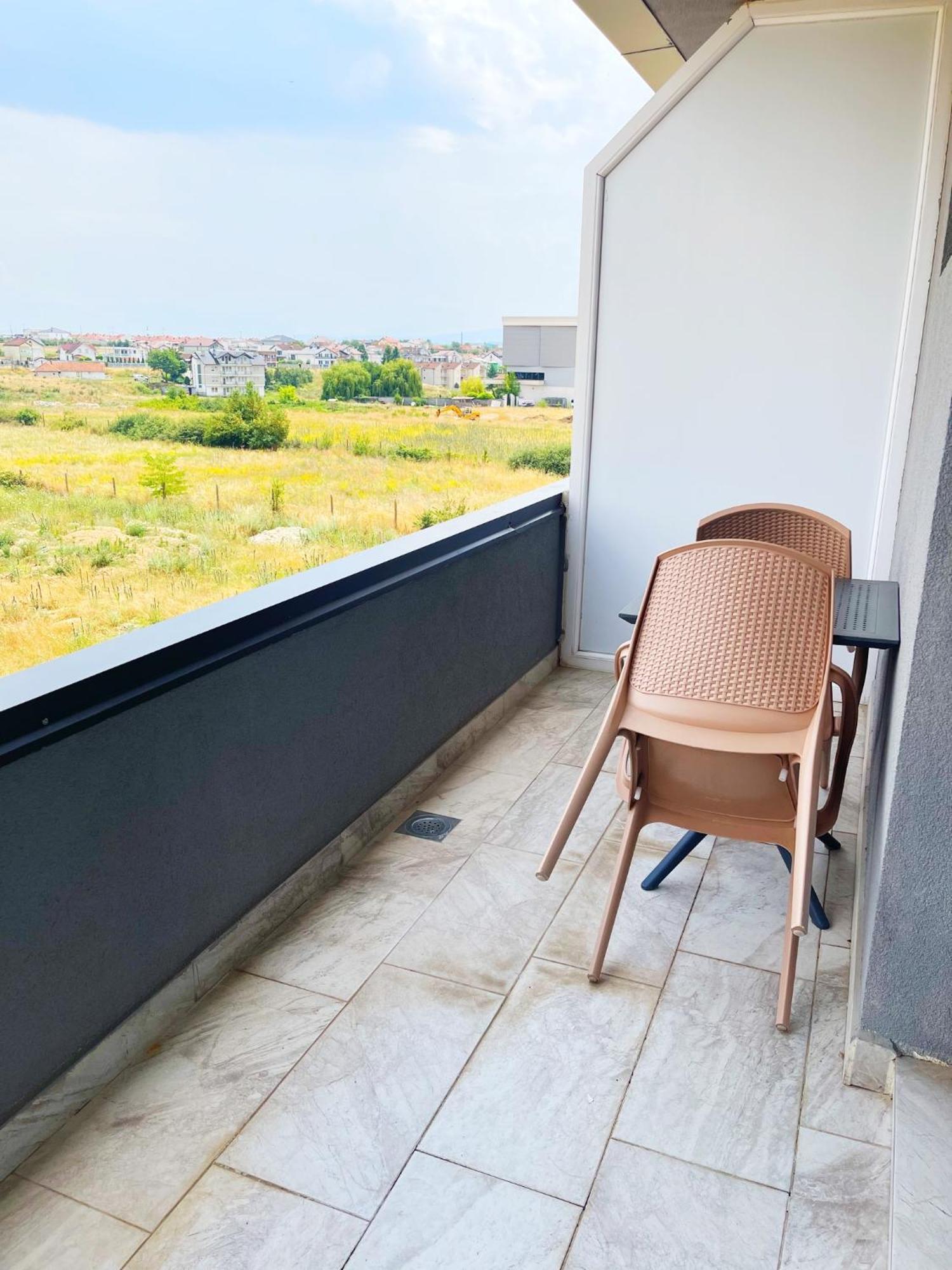 Infinity Plaza Hotel Gjakova ภายนอก รูปภาพ