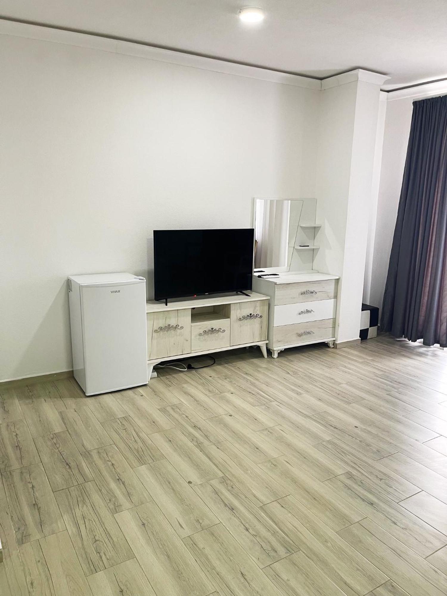 Infinity Plaza Hotel Gjakova ภายนอก รูปภาพ