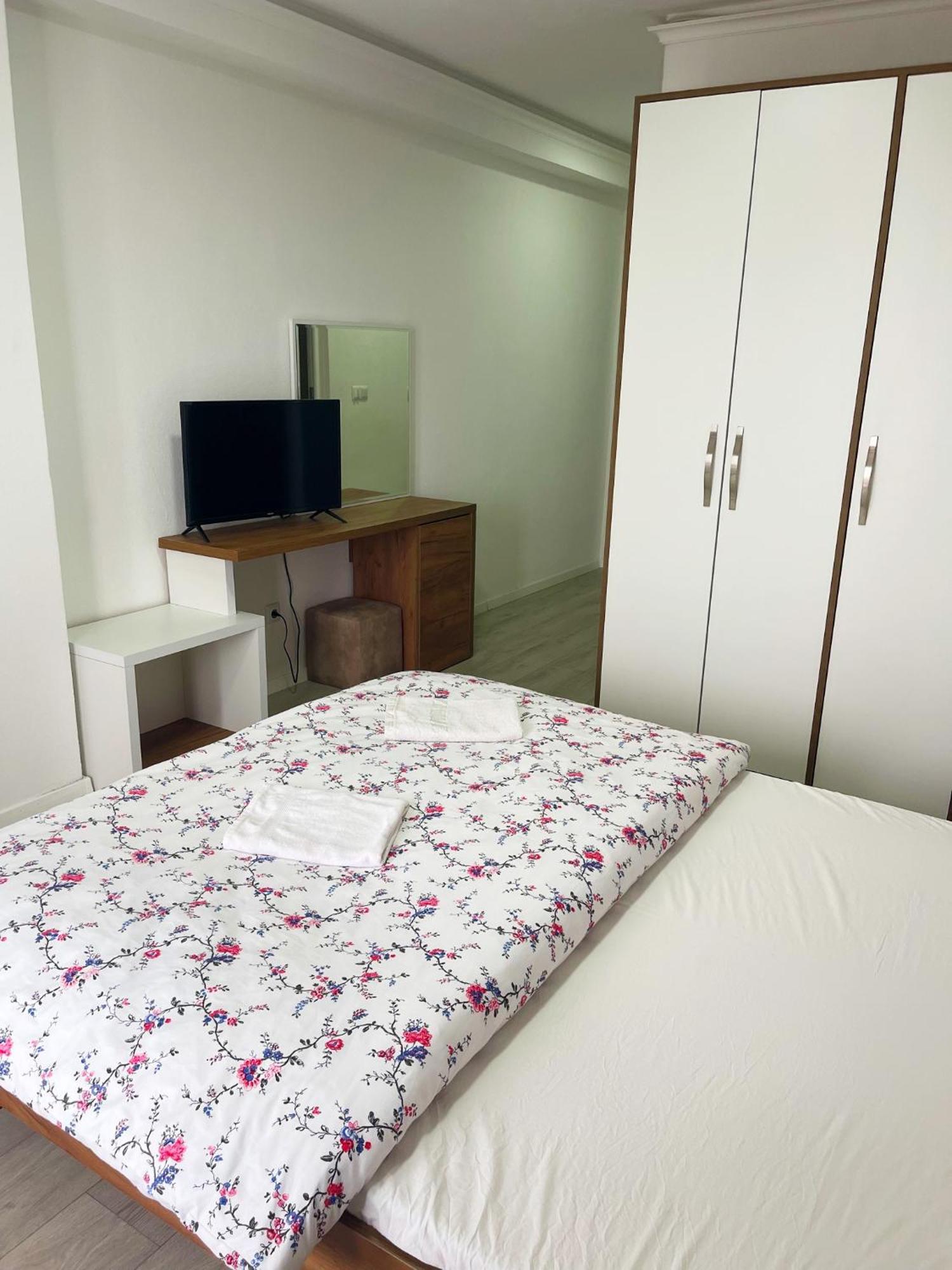 Infinity Plaza Hotel Gjakova ภายนอก รูปภาพ