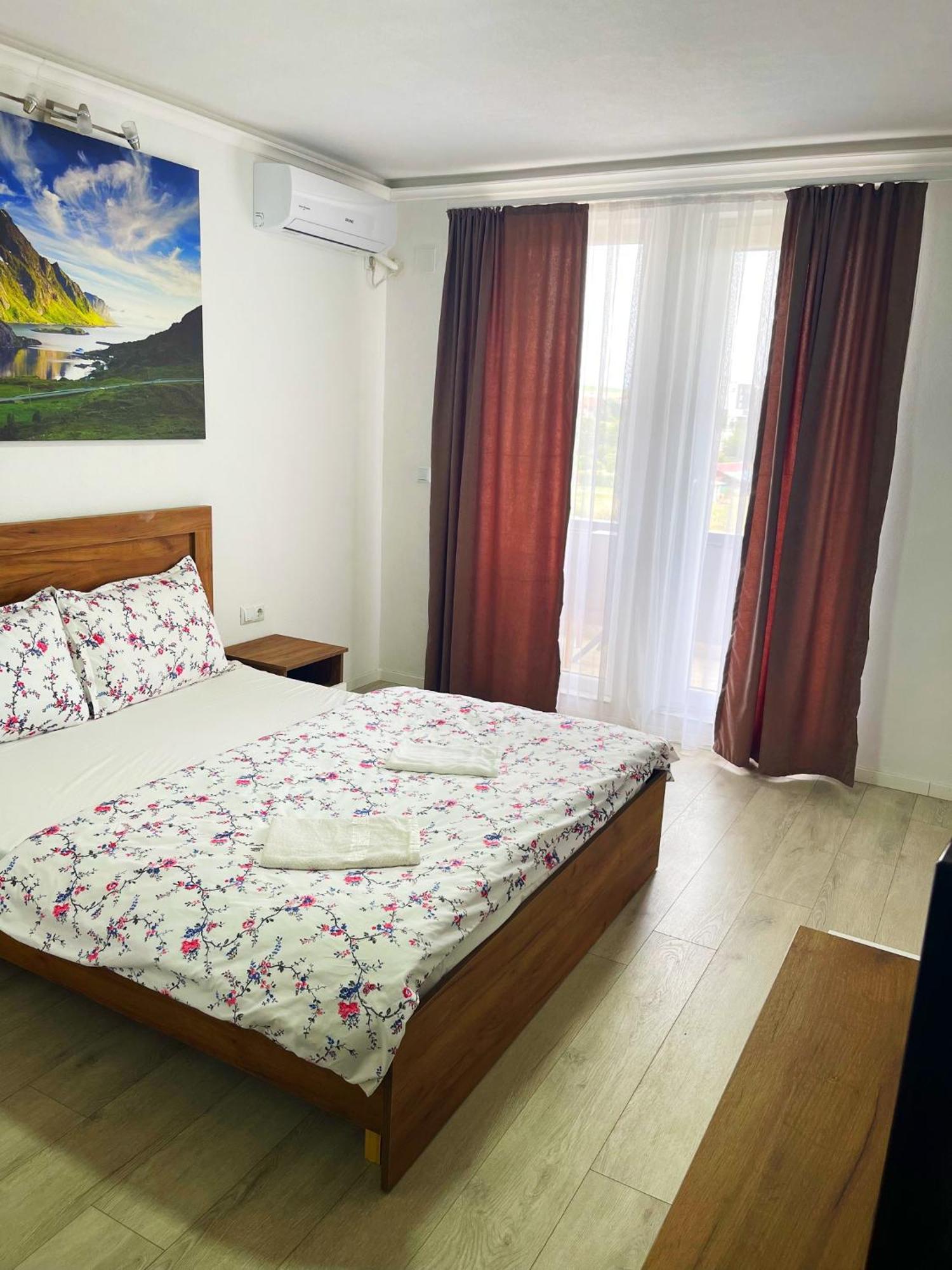 Infinity Plaza Hotel Gjakova ภายนอก รูปภาพ
